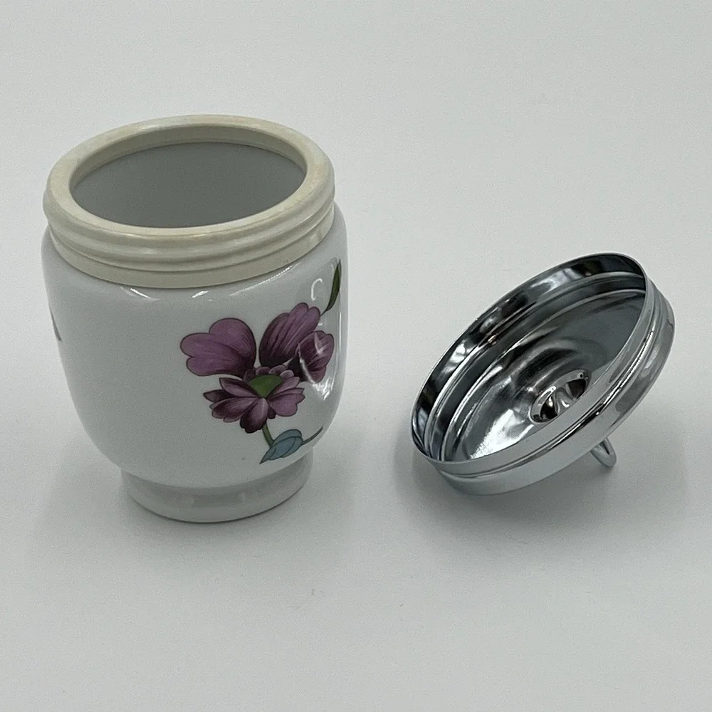 Vintage Royal‎ Worcester porcelain egg coddler-England Floral Dinning